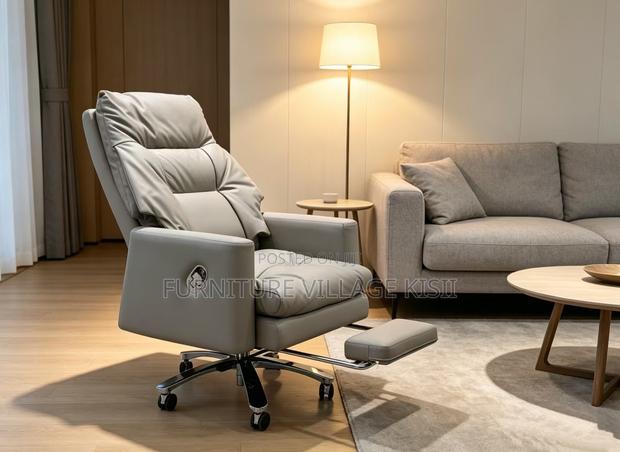 Office Chair; Ergonomic Executive High Back Chair