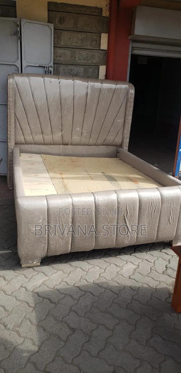 5x6 Luxury Chester Upholstered Bed Frame - thumbnail 4