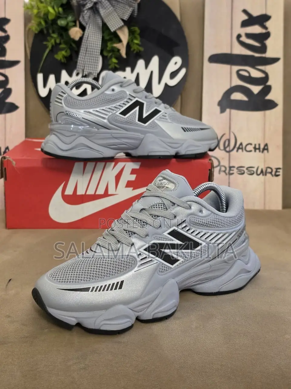 Unisex New Balance 2000R