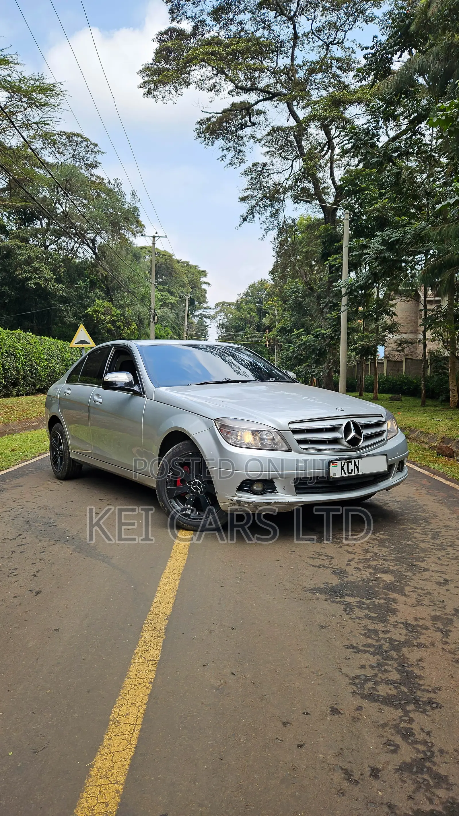 Mercedes-Benz C200 2010 Silver