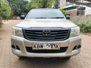 Toyota Hilux 2014 Gray