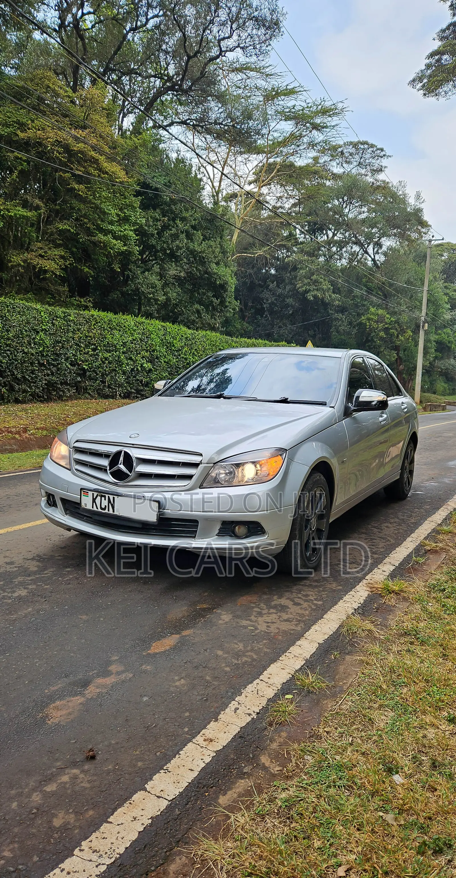 Mercedes-Benz C200 2010 Silver