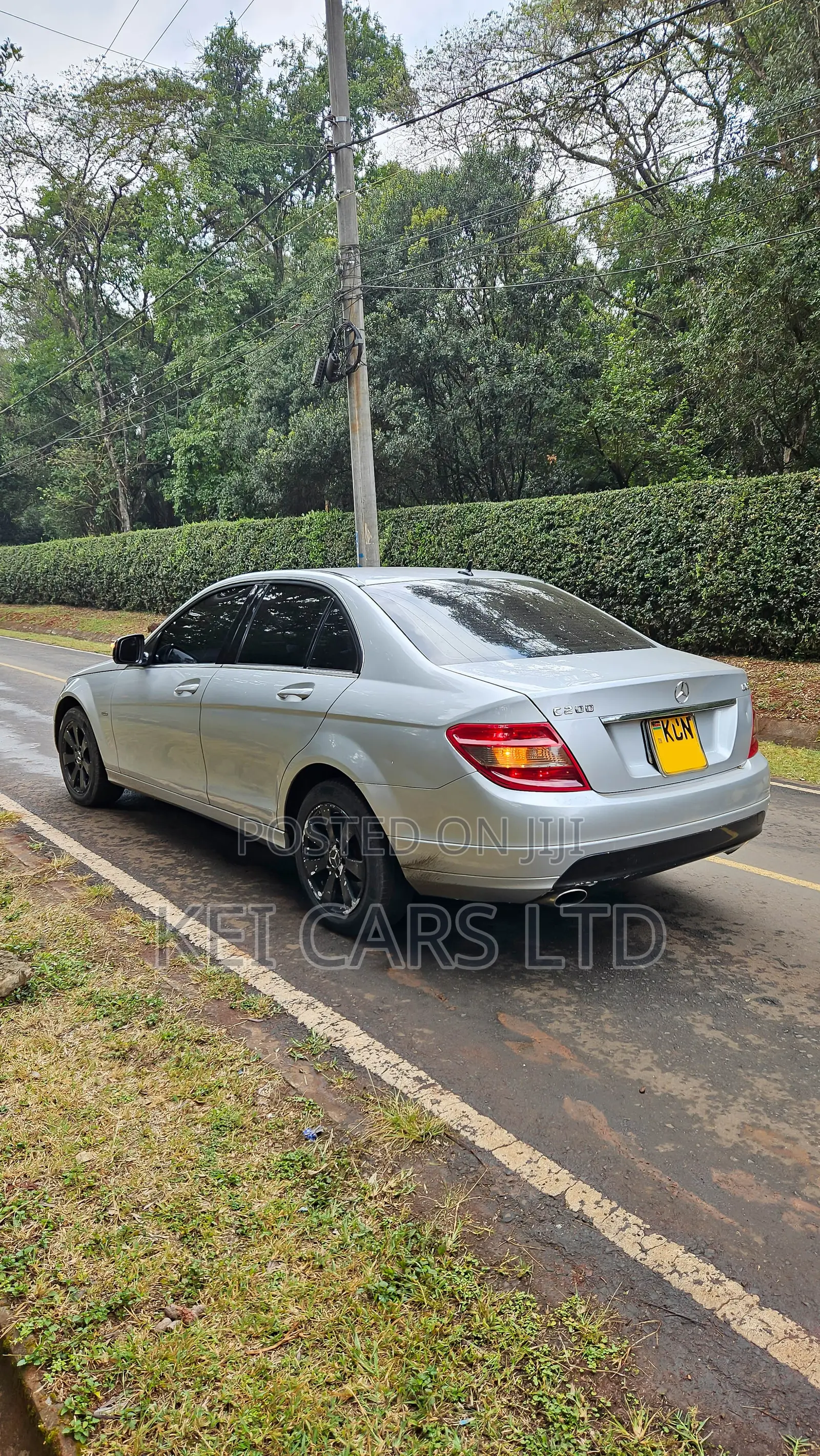 Mercedes-Benz C200 2010 Silver