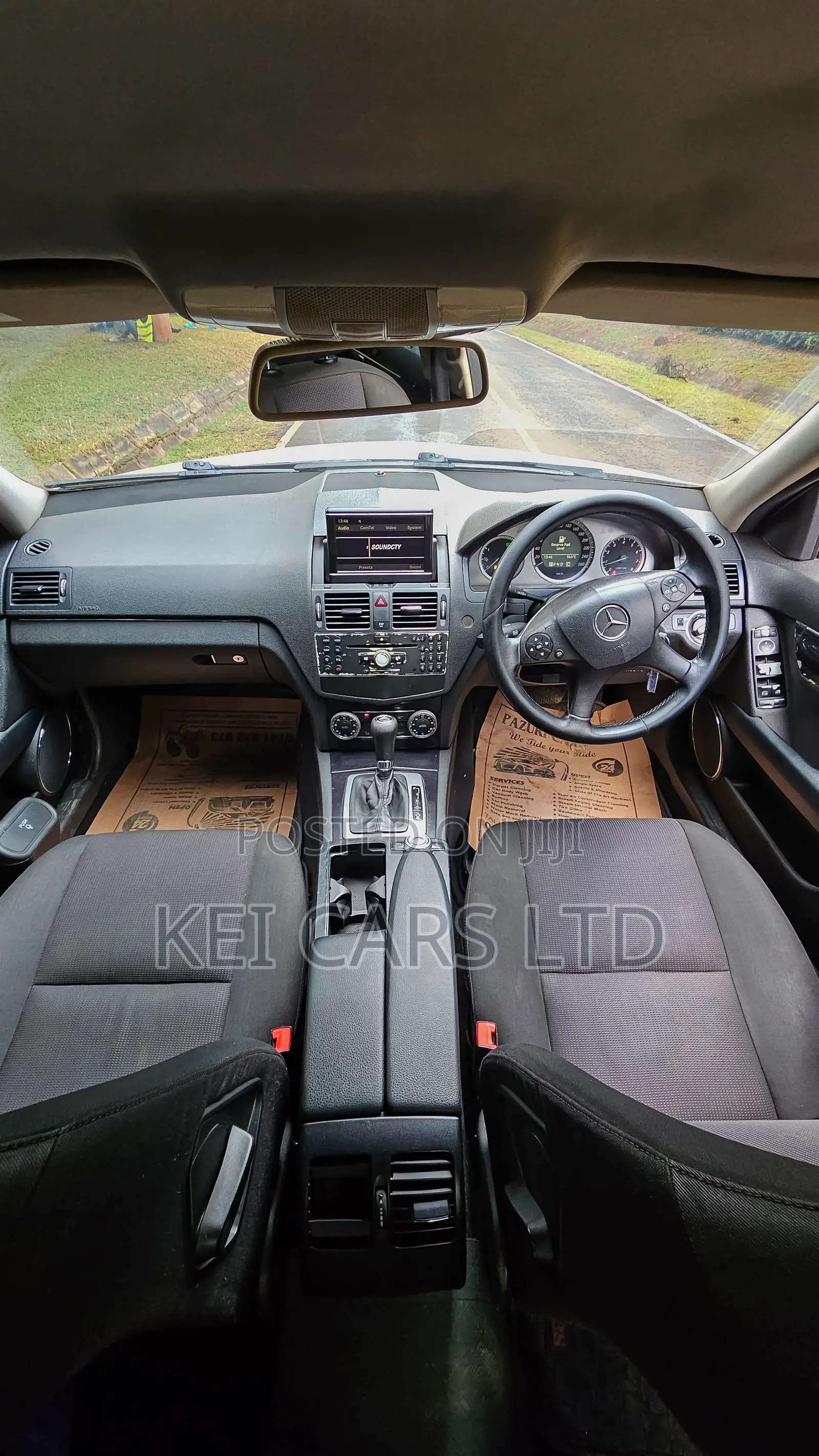Mercedes-Benz C200 2010 Silver
