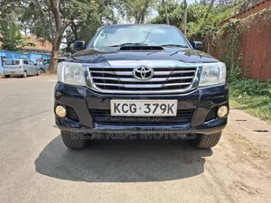Toyota Hilux 2011 Black