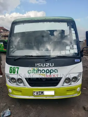 Isuzu NQR 2016 White