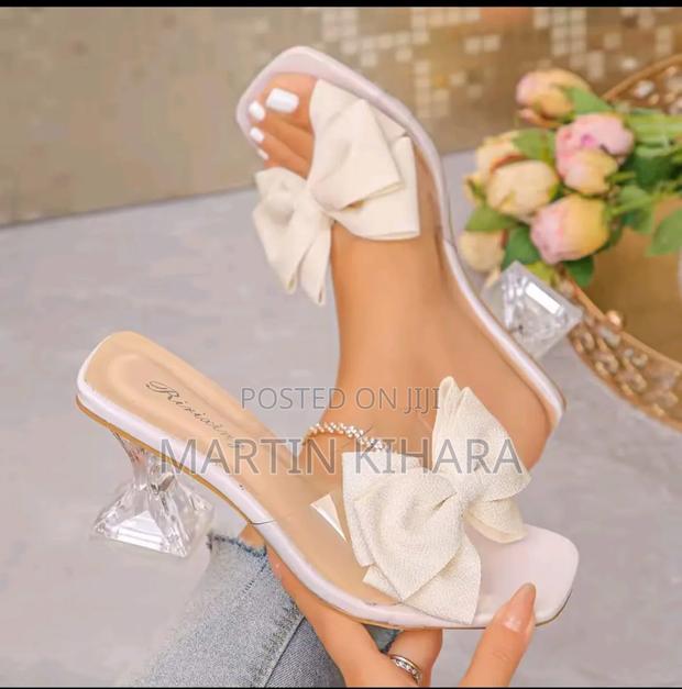 Clear Bowtie Heels (Size 36-43) - thumbnail 3