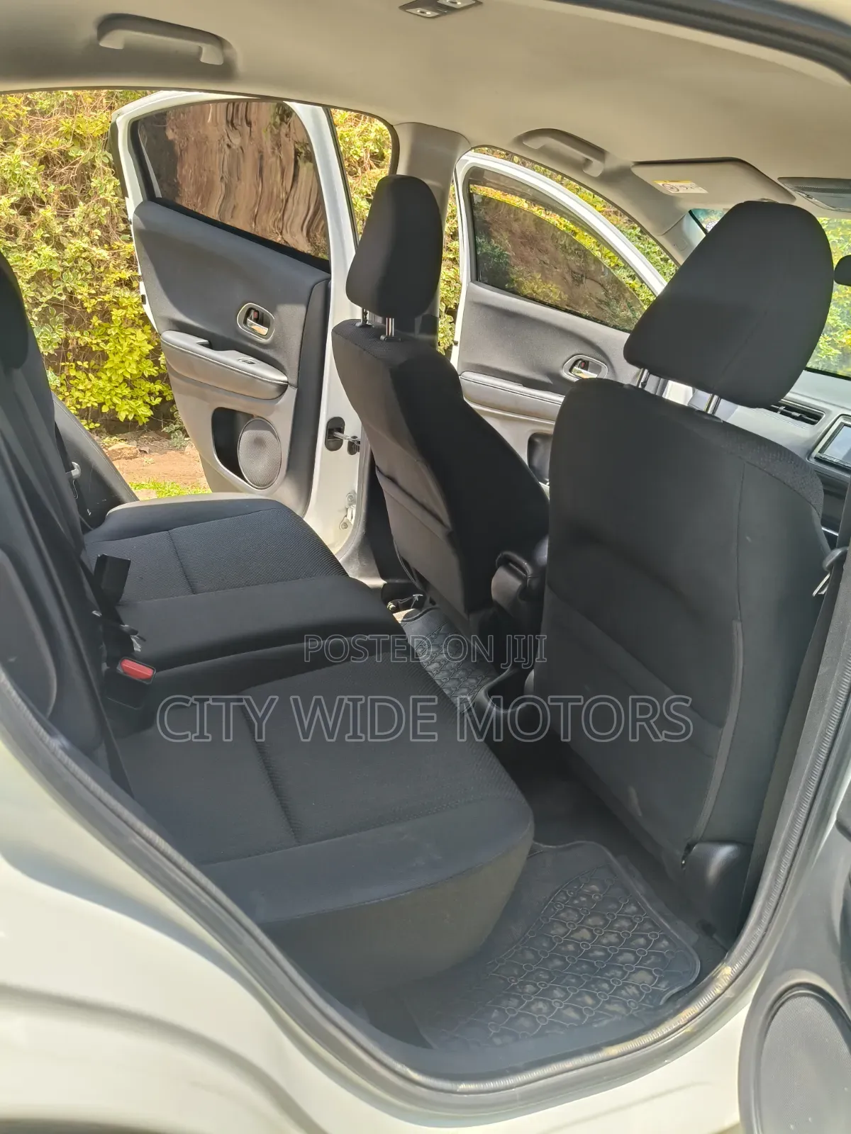 Honda Vezel 2017 White