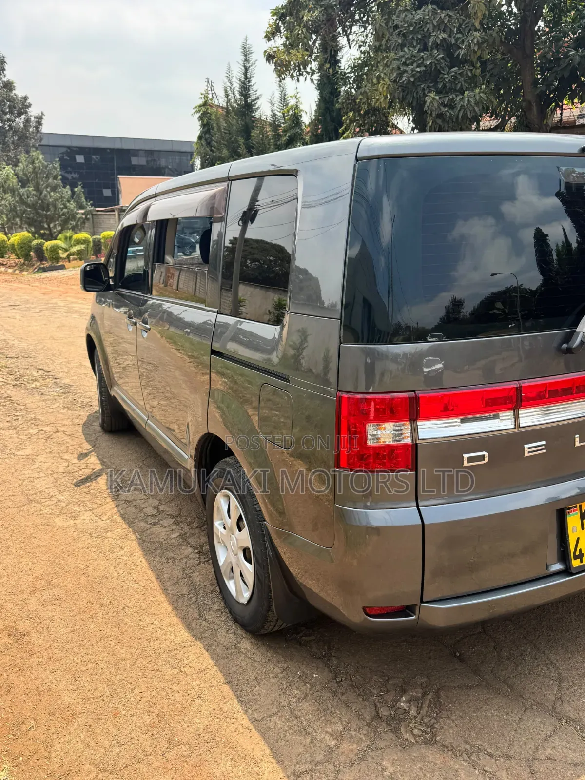 Mitsubishi Delica 2015 Gray