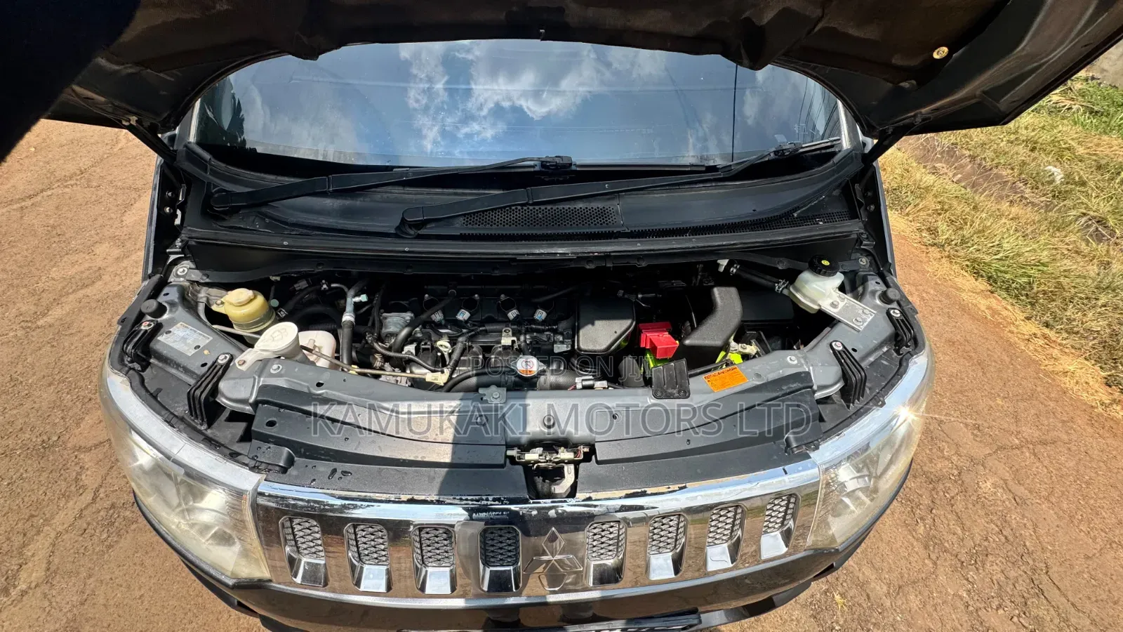 Mitsubishi Delica 2015 Gray