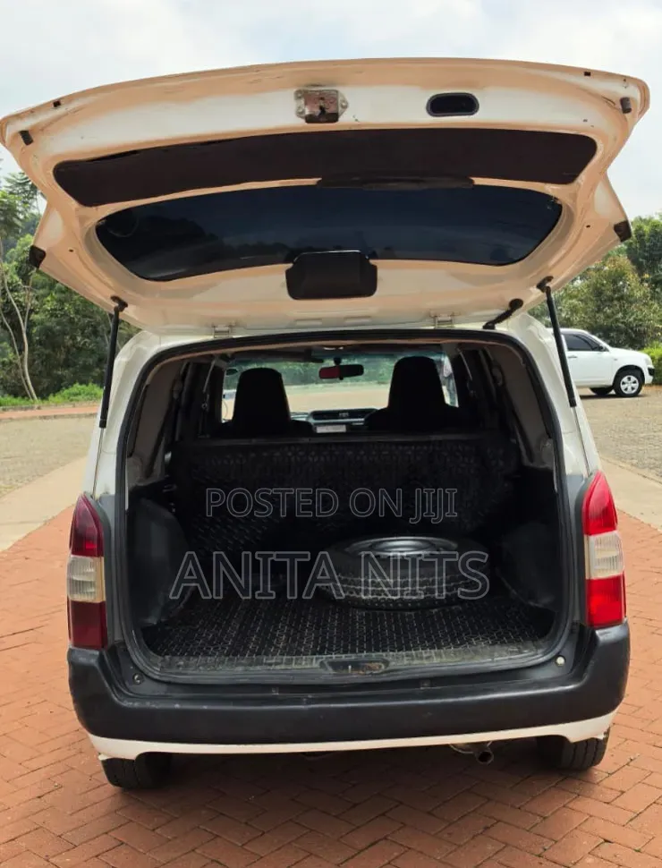 Toyota Probox 2016 White