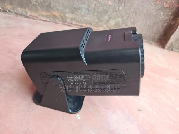 Hy320 Projector