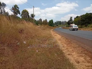 Prime 3/4 Acre Commercial Plot for Sale – Kenol Karugia
