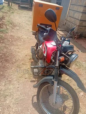 Honda CB 2019 Red