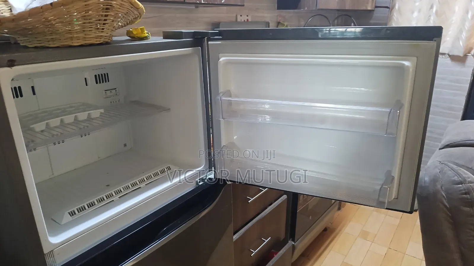 LG Refrigerator (Fridge)