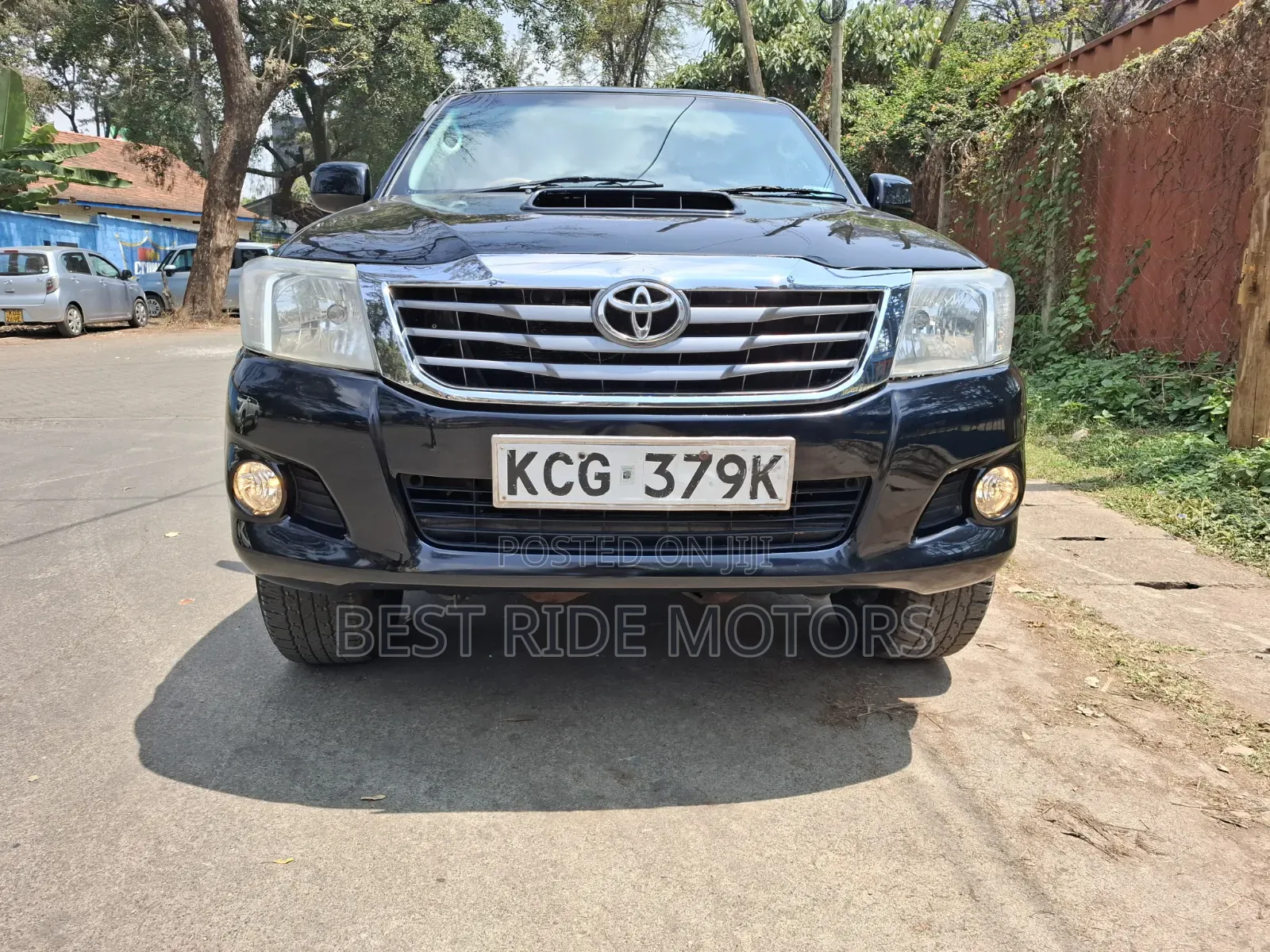 Toyota Hilux 2011 Black