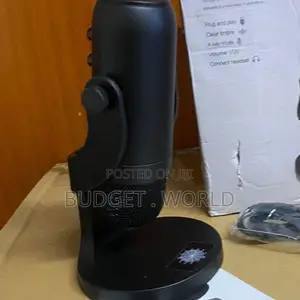Premium Cardioid-Style Podcast Table Microphone for Voice Recording
