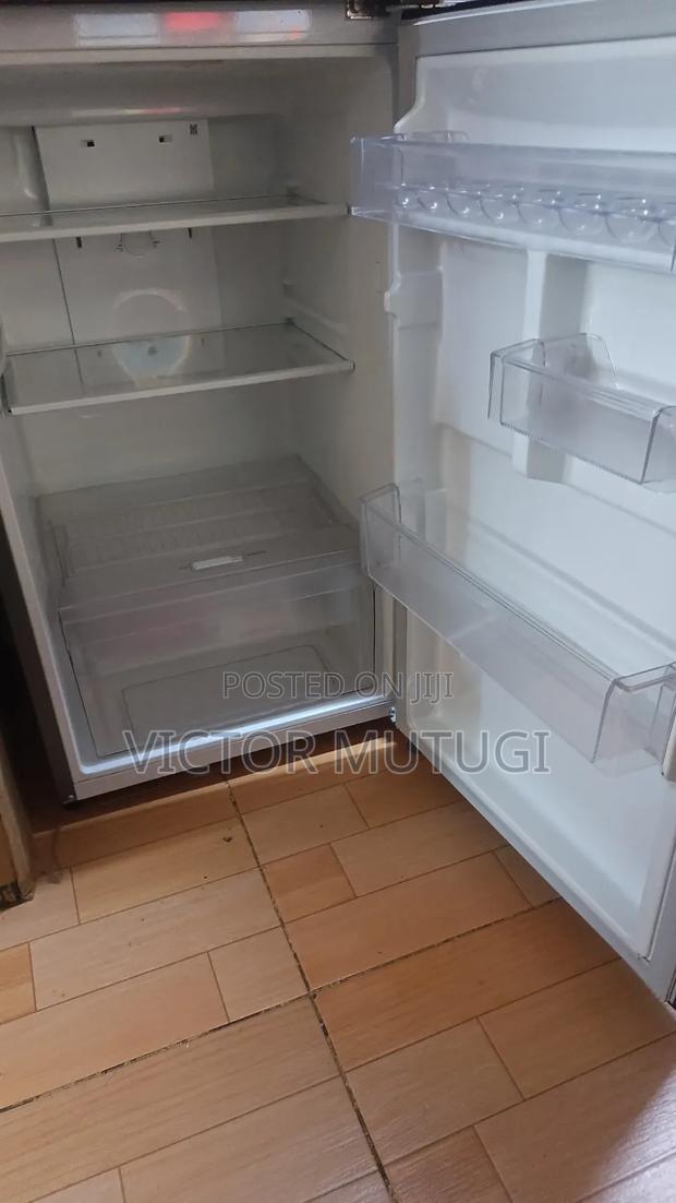 LG Refrigerator (Fridge) - thumbnail 6