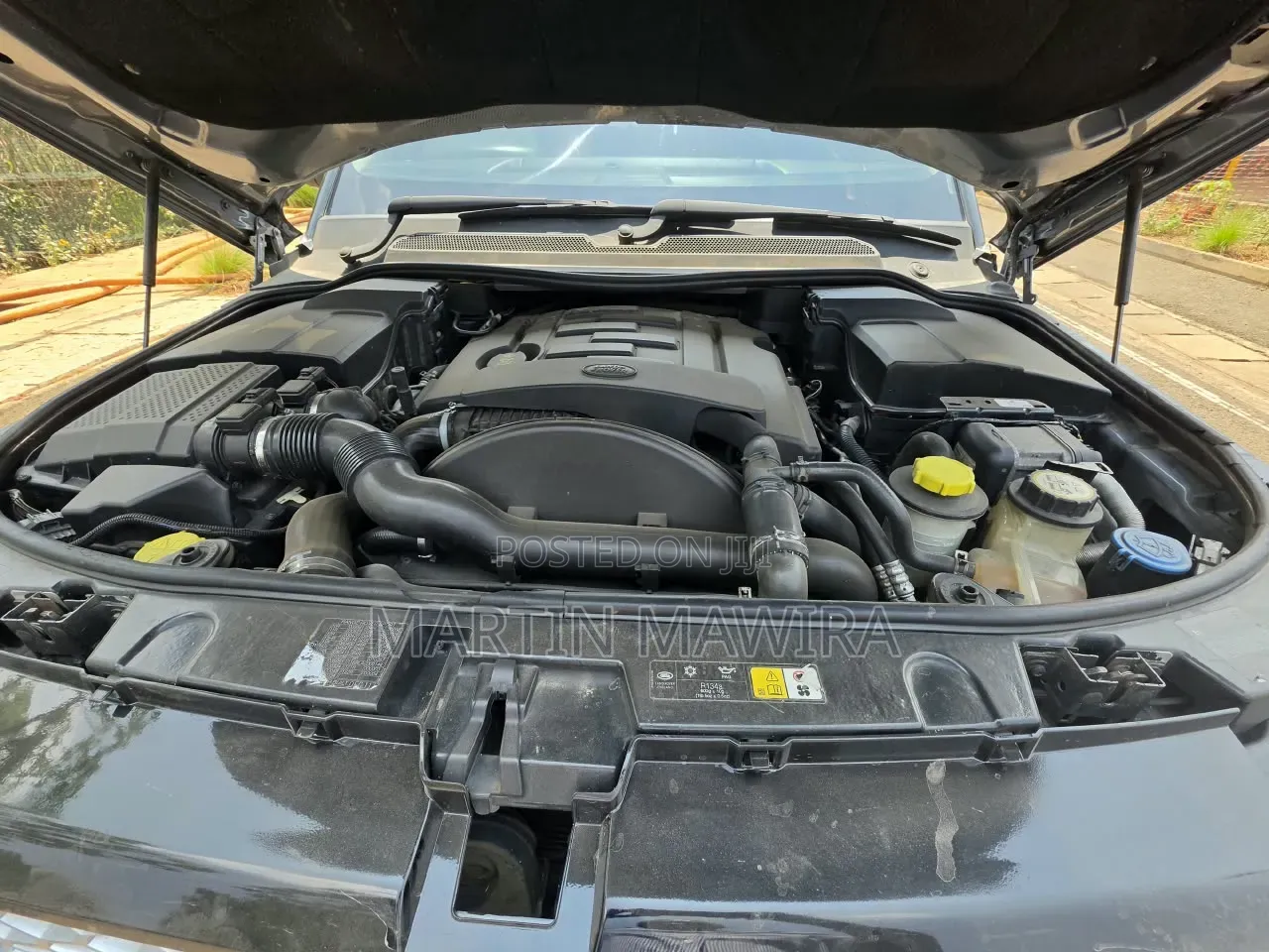 Land Rover Range Rover Sport 2012 Gray