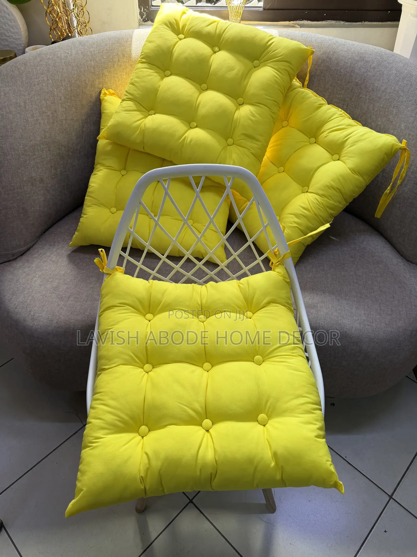 Yellow Comfort Chair Pads – Versatile Seat Cushions