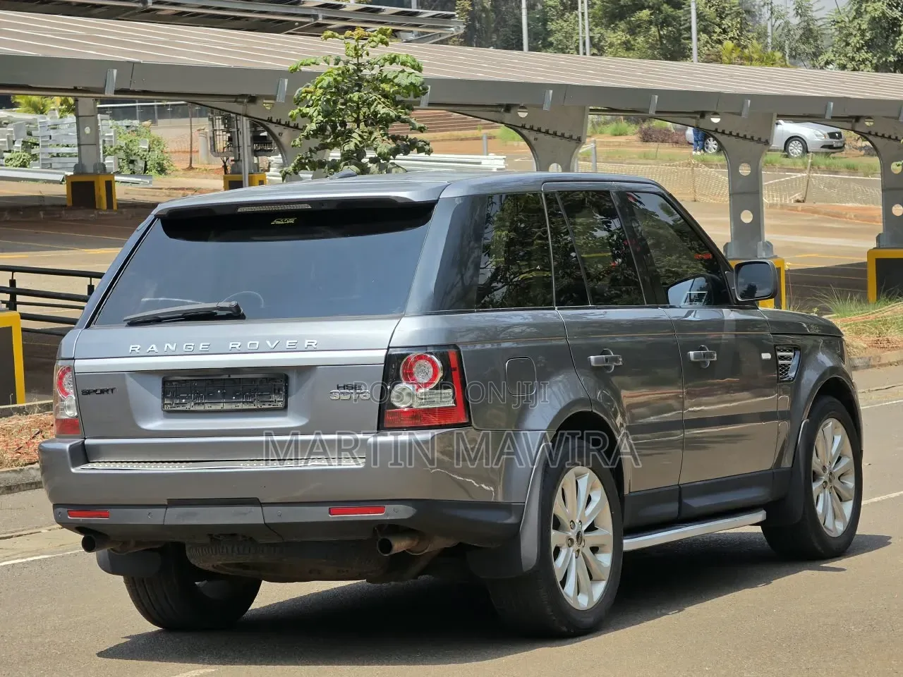 Land Rover Range Rover Sport 2012 Gray