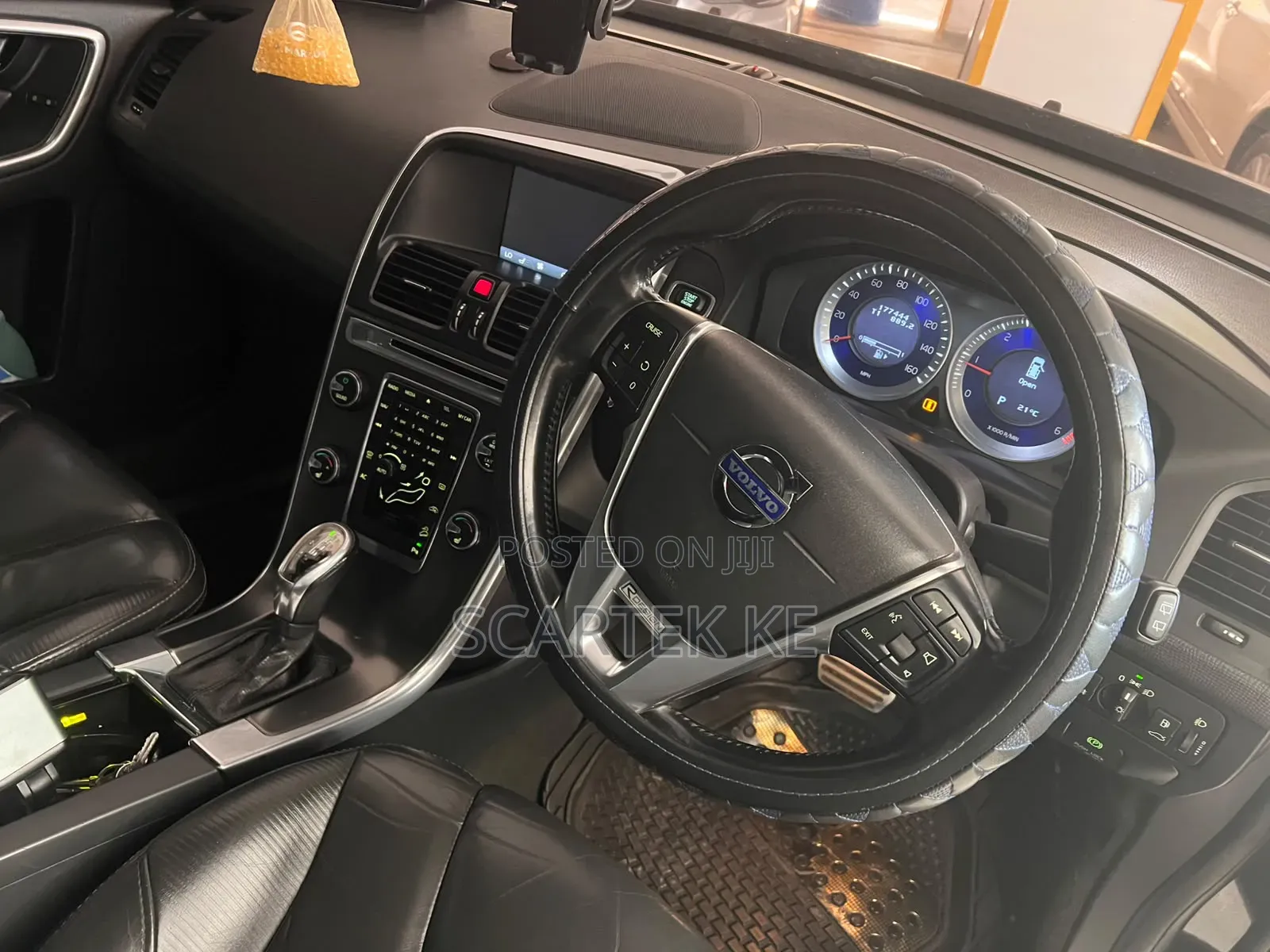 Volvo XC60 2012 Blue