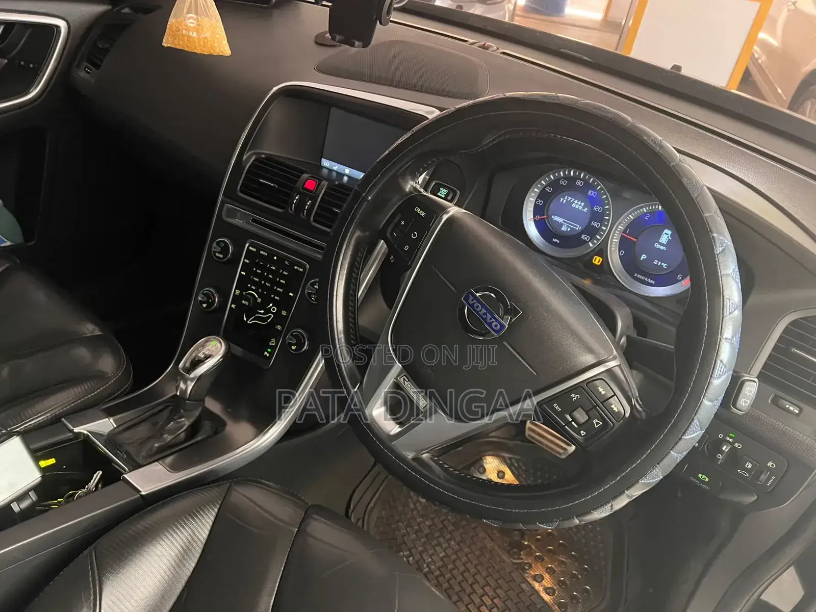 Volvo XC60 2012 Blue