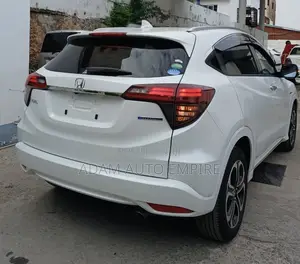 Honda Vezel 2019 White