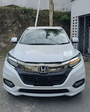 Honda Vezel 2019 White