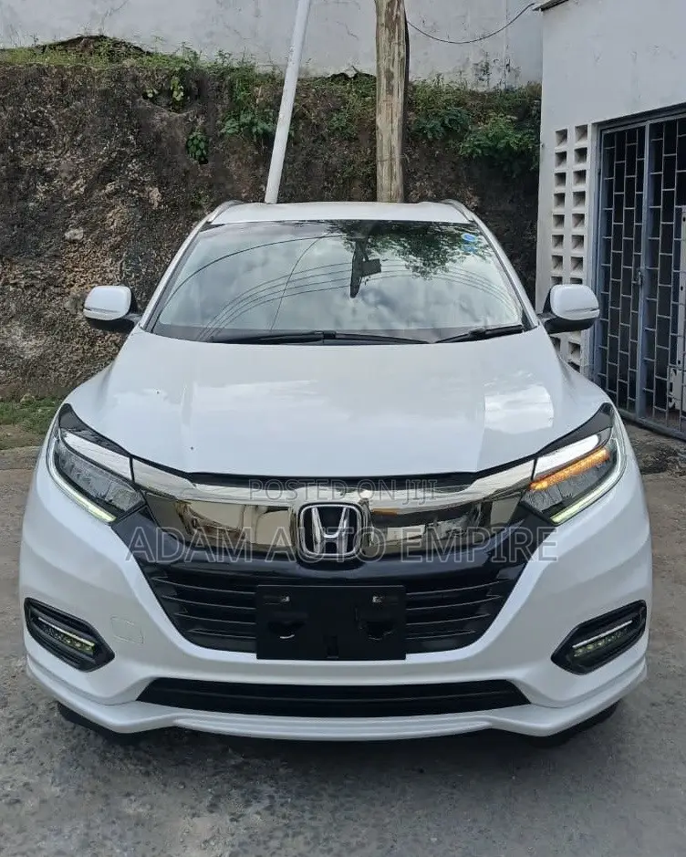 Honda Vezel 2019 White