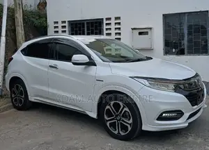 Honda Vezel 2019 White