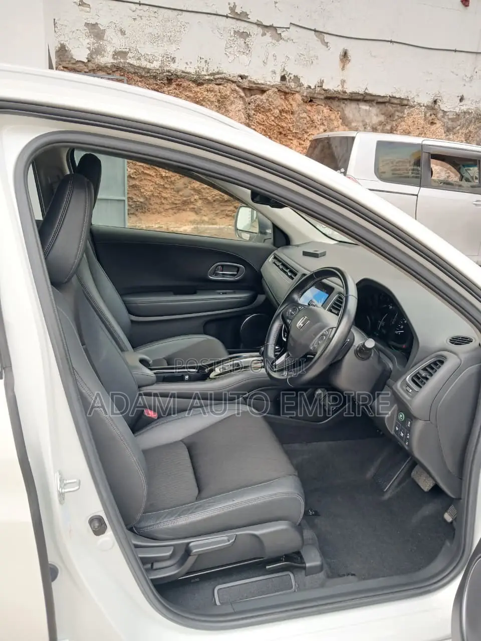 Honda Vezel 2019 White