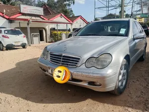 Mercedes-Benz C200 2001 Silver