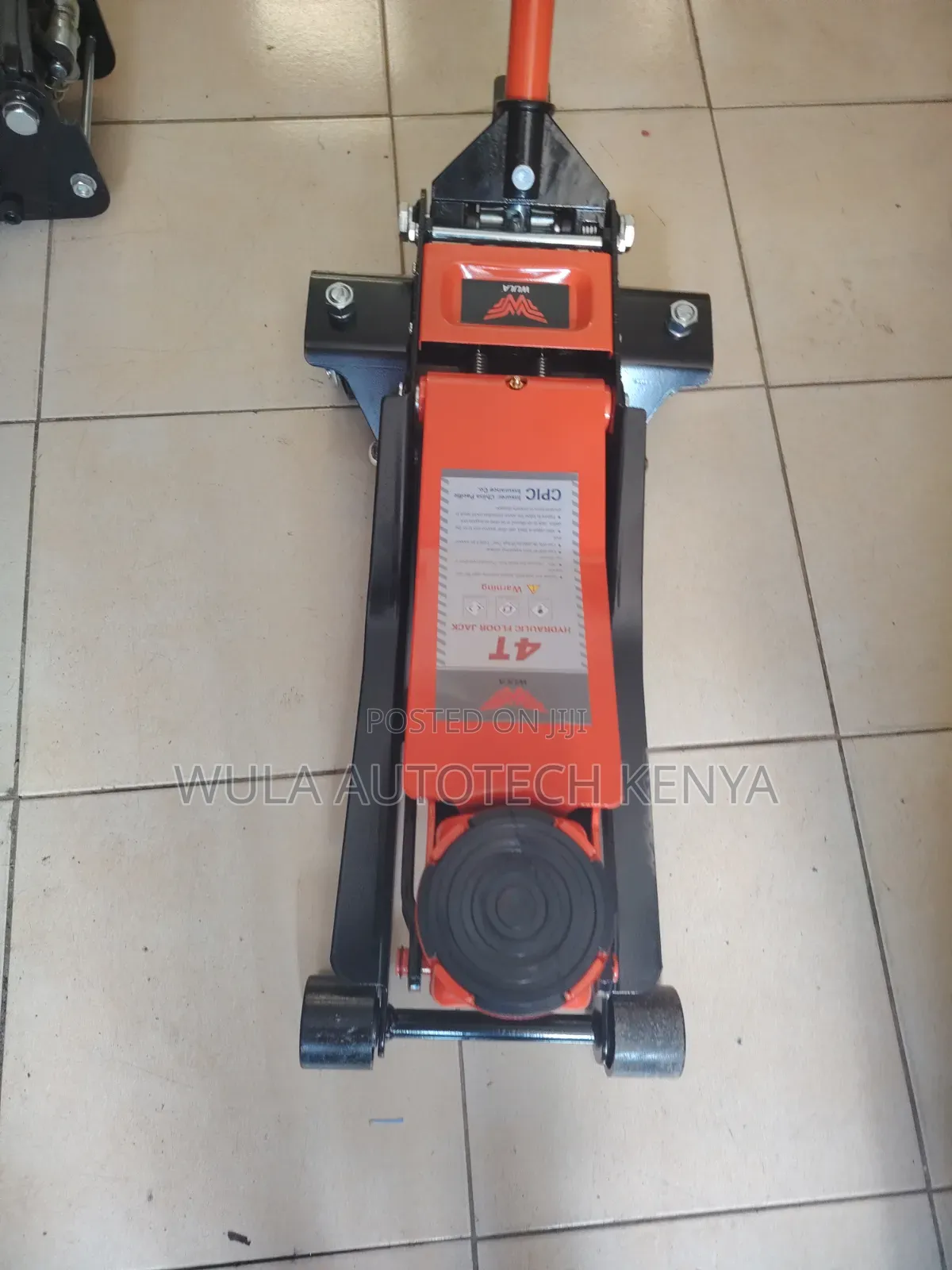 Low Profile Design for Easy Vehicle Access 4tns Trolley Jack Sunshine