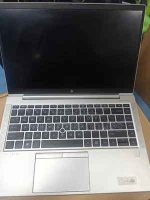 Laptop HP EliteBook 840 G8 16GB SSD 256GB