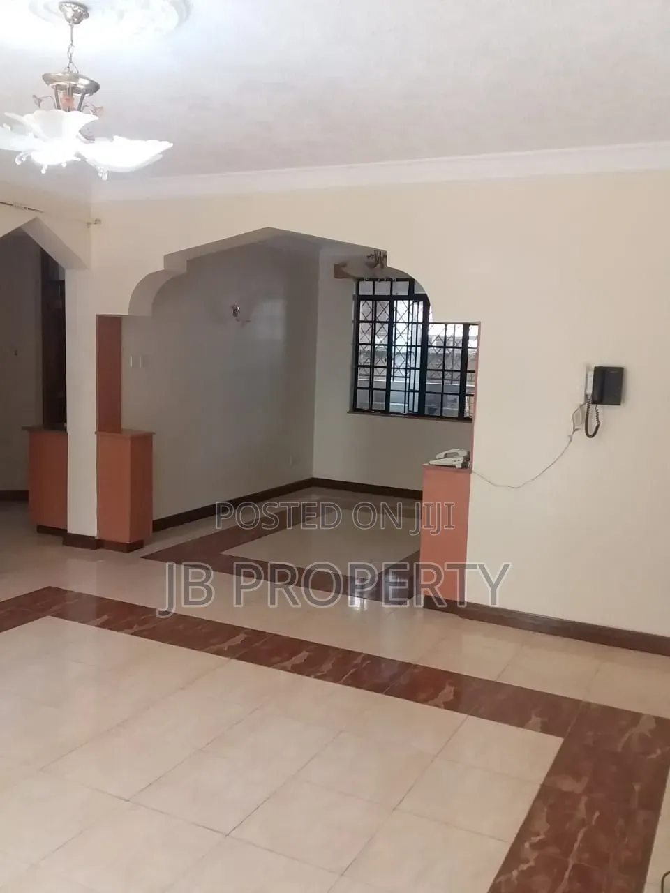 3bdrm Apartment in Executive 3Bdrm With, Valley Arcade for sale
