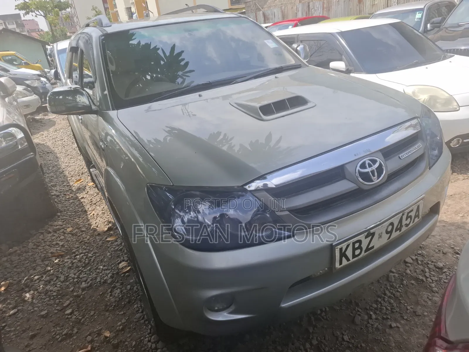 Toyota Fortuner 2007 Silver