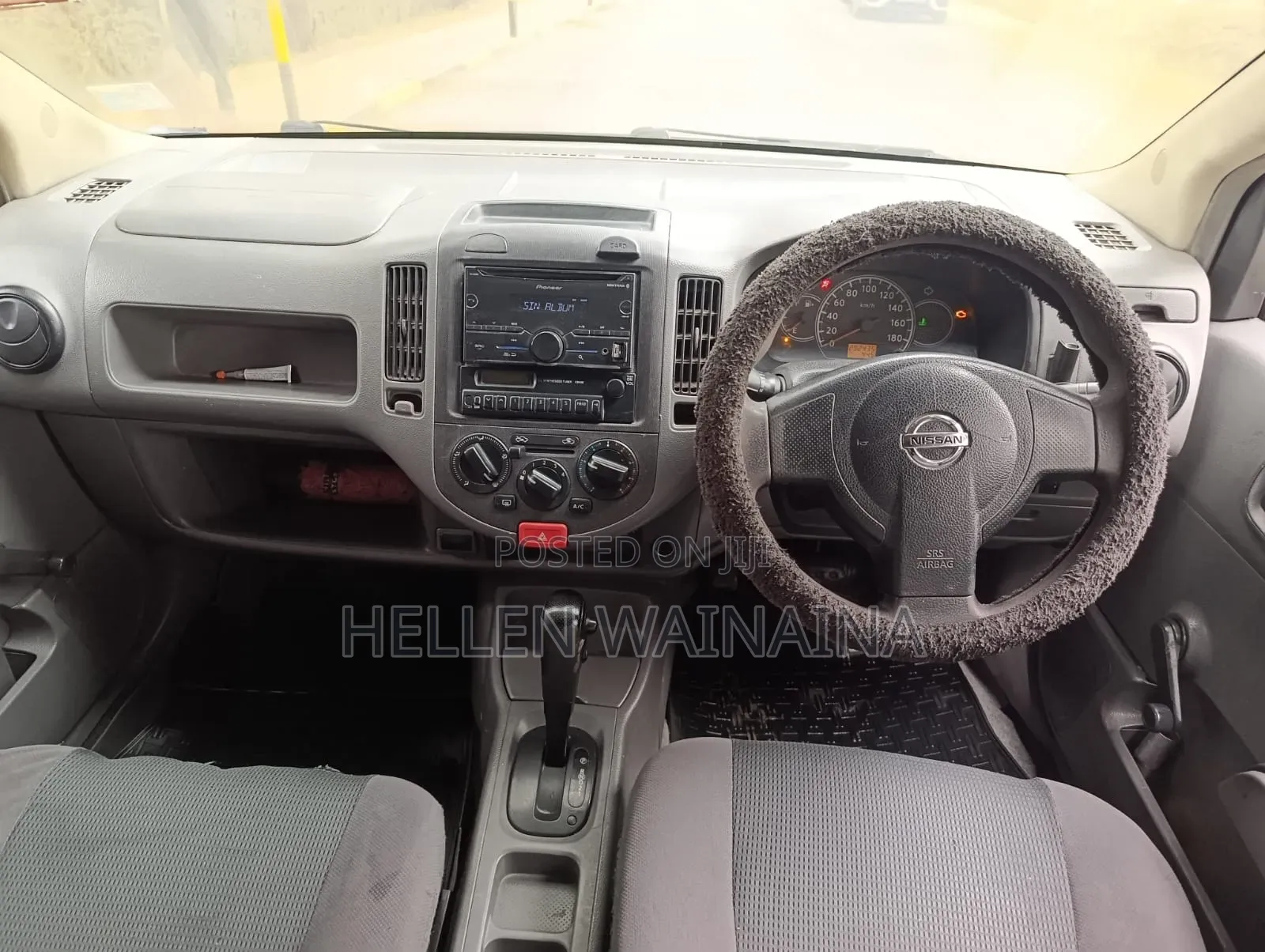 Nissan Advan 2010 White
