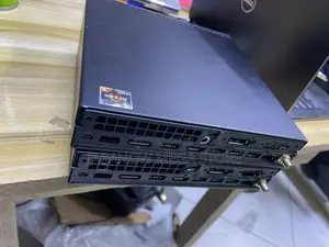 Desktop Computer Lenovo ThinkCentre M715 16GB AMD Ryzen 5 SSD 256GB