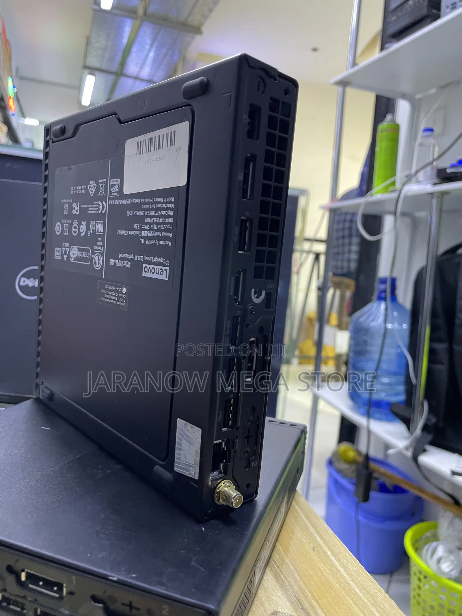 Desktop Computer Lenovo ThinkCentre M715 16GB AMD Ryzen 5 SSD 256GB