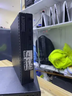 Desktop Computer Lenovo ThinkCentre M715 16GB AMD Ryzen 5 SSD 256GB