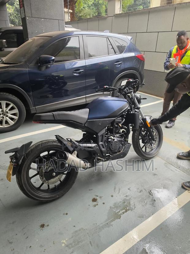 Taro GP1 250R 2025 Blue - main view