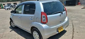 Toyota Passo 2015 Silver