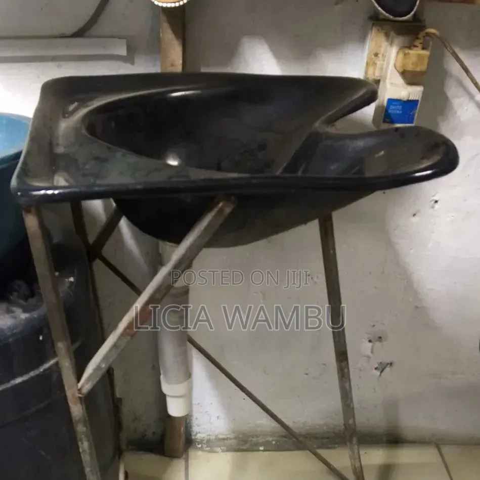 Salon Sink, Basin With Stand for Hair Cleaning.
