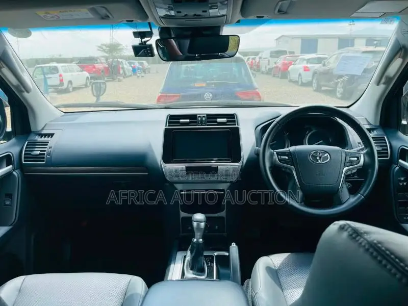 Toyota Land Cruiser Prado 2021 Black