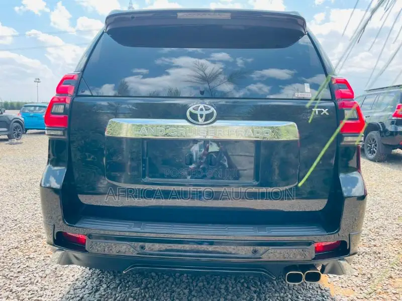 Toyota Land Cruiser Prado 2021 Black
