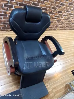 8 Premium Salon Barber Chairs (2 With Washbasins) Like-New – Thika