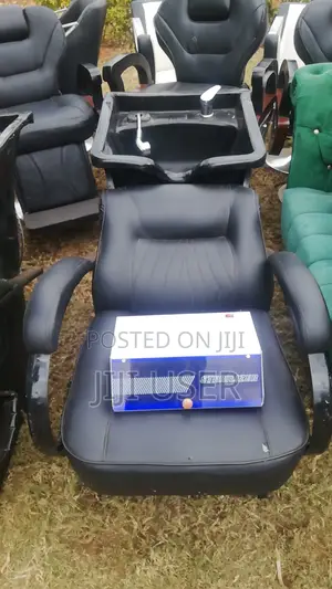 8 Premium Salon Barber Chairs (2 With Washbasins) Like-New – Thika