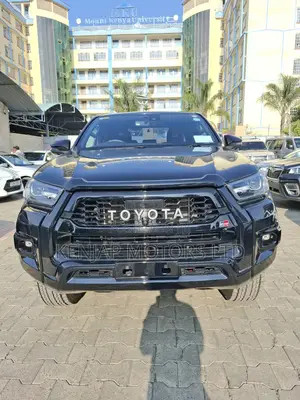 Toyota Hilux 2022 Black