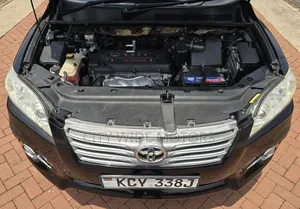 Toyota Vanguard 2012 Black